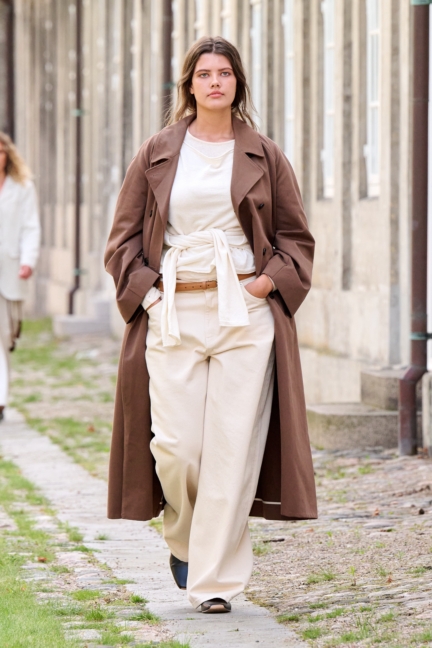 ss26-copenhagen-fashion-week-skall-studio-runway-2x3-james-cochrane-5