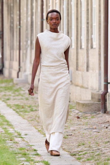 ss26-copenhagen-fashion-week-skall-studio-runway-2x3-james-cochrane-7