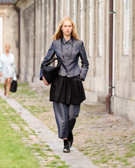 ss26-copenhagen-fashion-week-skall-studio-runway-4x5-james-cochrane-19