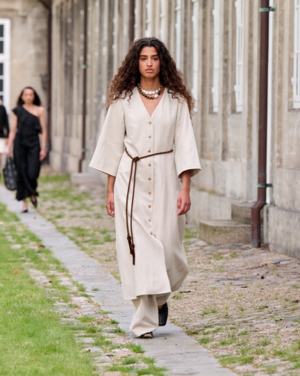 ss26-copenhagen-fashion-week-skall-studio-runway-4x5-james-cochrane-28