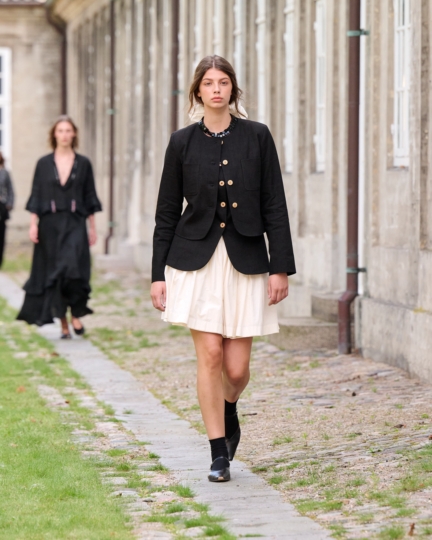 ss26-copenhagen-fashion-week-skall-studio-runway-4x5-james-cochrane-30