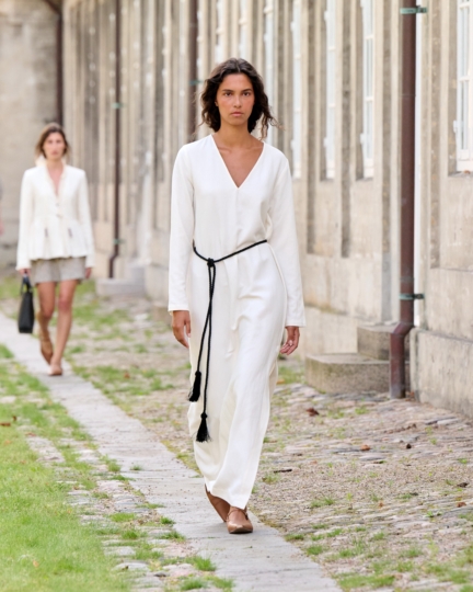 ss26-copenhagen-fashion-week-skall-studio-runway-4x5-james-cochrane-9