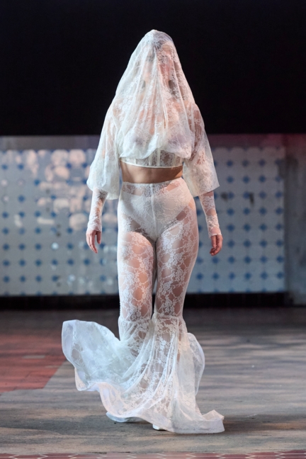 ss26-copenhagen-fashion-week-swedish-school-of-textiles-runway-2x3-james-cochrane-17