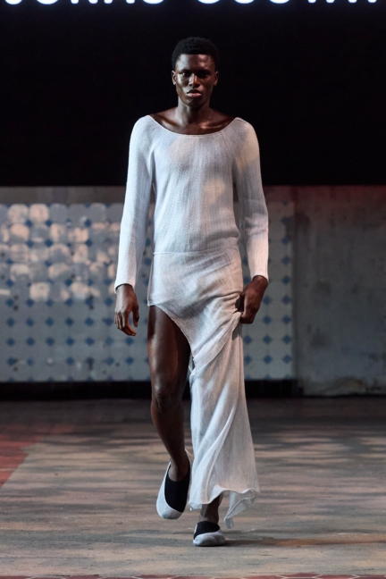 ss26-copenhagen-fashion-week-swedish-school-of-textiles-runway-2x3-james-cochrane-29