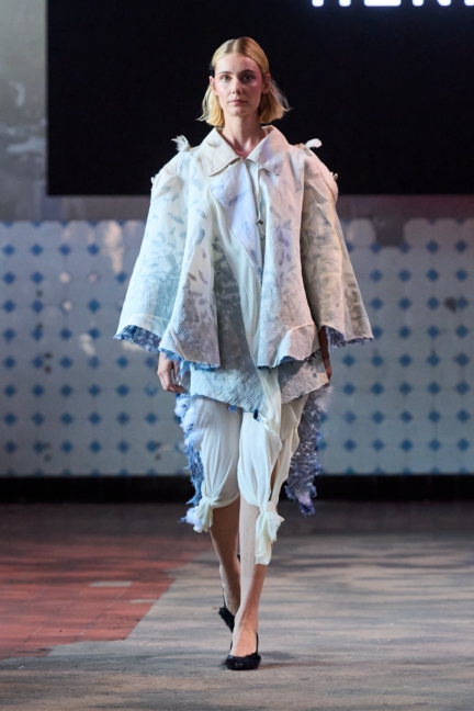 ss26-copenhagen-fashion-week-swedish-school-of-textiles-runway-2x3-james-cochrane-31