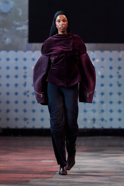 ss26-copenhagen-fashion-week-swedish-school-of-textiles-runway-2x3-james-cochrane-37
