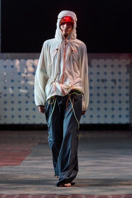 ss26-copenhagen-fashion-week-swedish-school-of-textiles-runway-2x3-james-cochrane-46