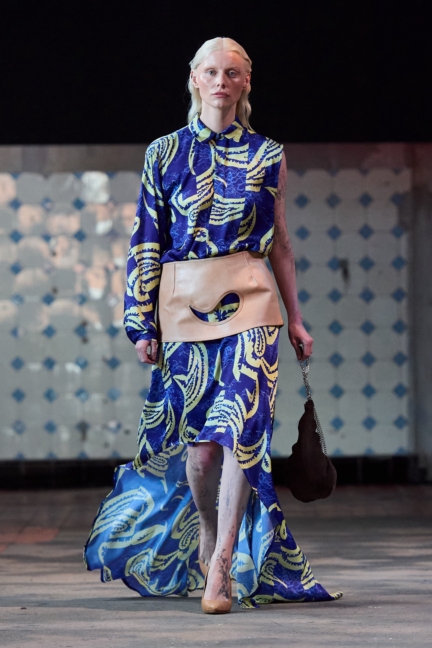 ss26-copenhagen-fashion-week-swedish-school-of-textiles-runway-2x3-james-cochrane-55