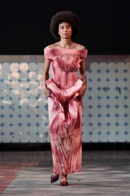 ss26-copenhagen-fashion-week-swedish-school-of-textiles-runway-2x3-james-cochrane-56