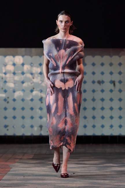 ss26-copenhagen-fashion-week-swedish-school-of-textiles-runway-2x3-james-cochrane-57