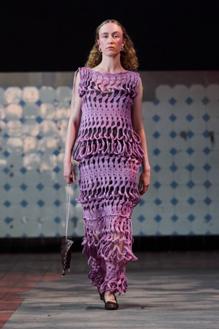 ss26-copenhagen-fashion-week-swedish-school-of-textiles-runway-2x3-james-cochrane-65