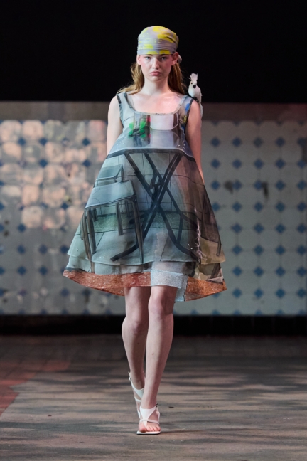 ss26-copenhagen-fashion-week-swedish-school-of-textiles-runway-2x3-james-cochrane-68