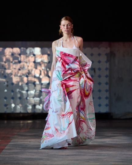 ss26-copenhagen-fashion-week-swedish-school-of-textiles-runway-4x5-james-cochrane-13