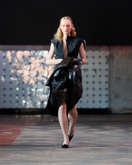 ss26-copenhagen-fashion-week-swedish-school-of-textiles-runway-4x5-james-cochrane-7