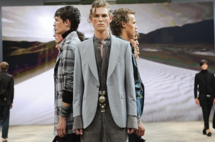 daks-milan-mens-ss-17-25