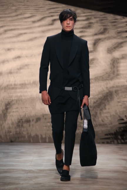 daks-milan-mens-ss-17-31