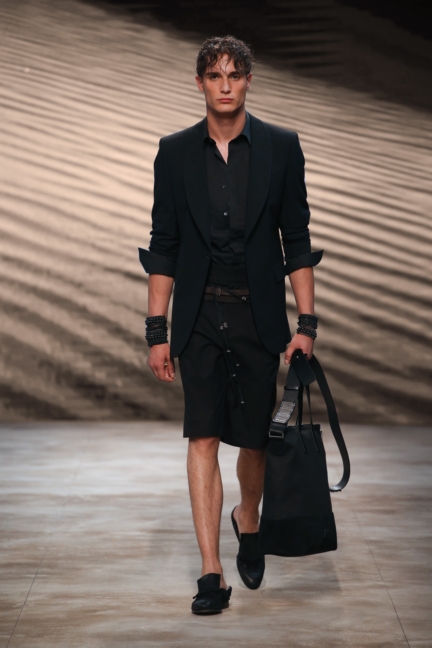 daks-milan-mens-ss-17-33