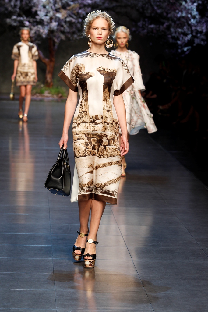 dolcegabbana-womens-show-ss-2014-1