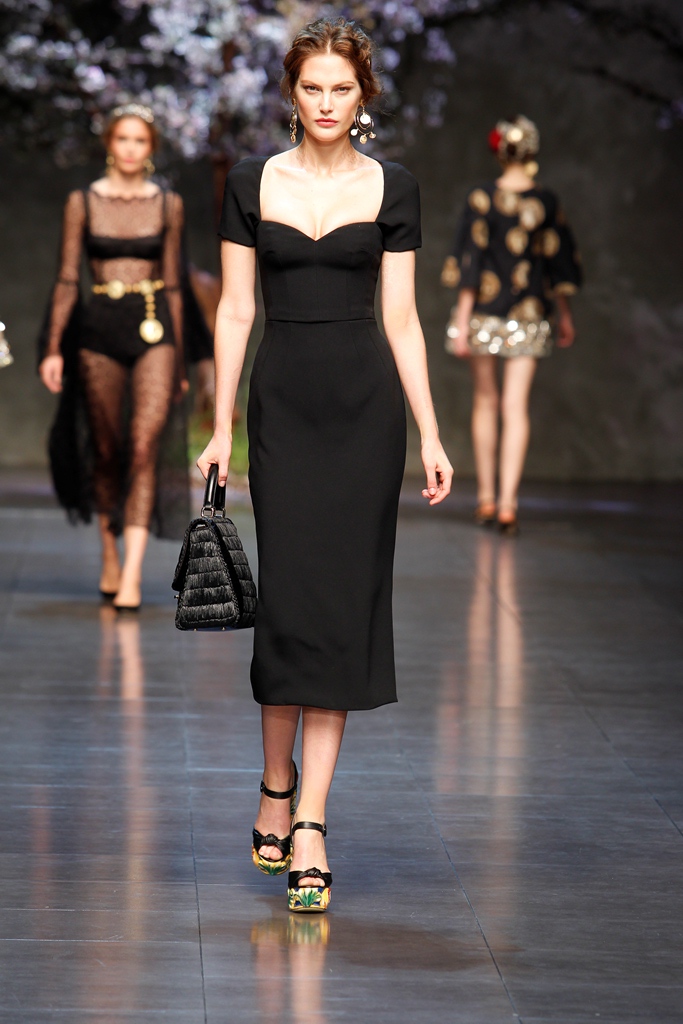 dolcegabbana-womens-show-ss-2014-42