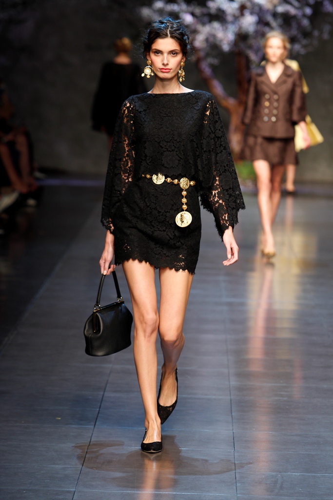 dolcegabbana-womens-show-ss-2014-51