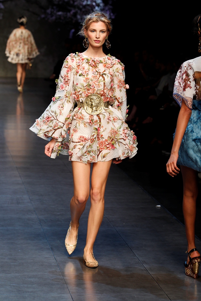 dolcegabbana-womens-show-ss-2014-59