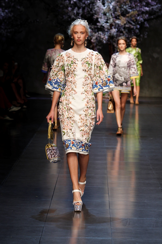 dolcegabbana-womens-show-ss-2014-63