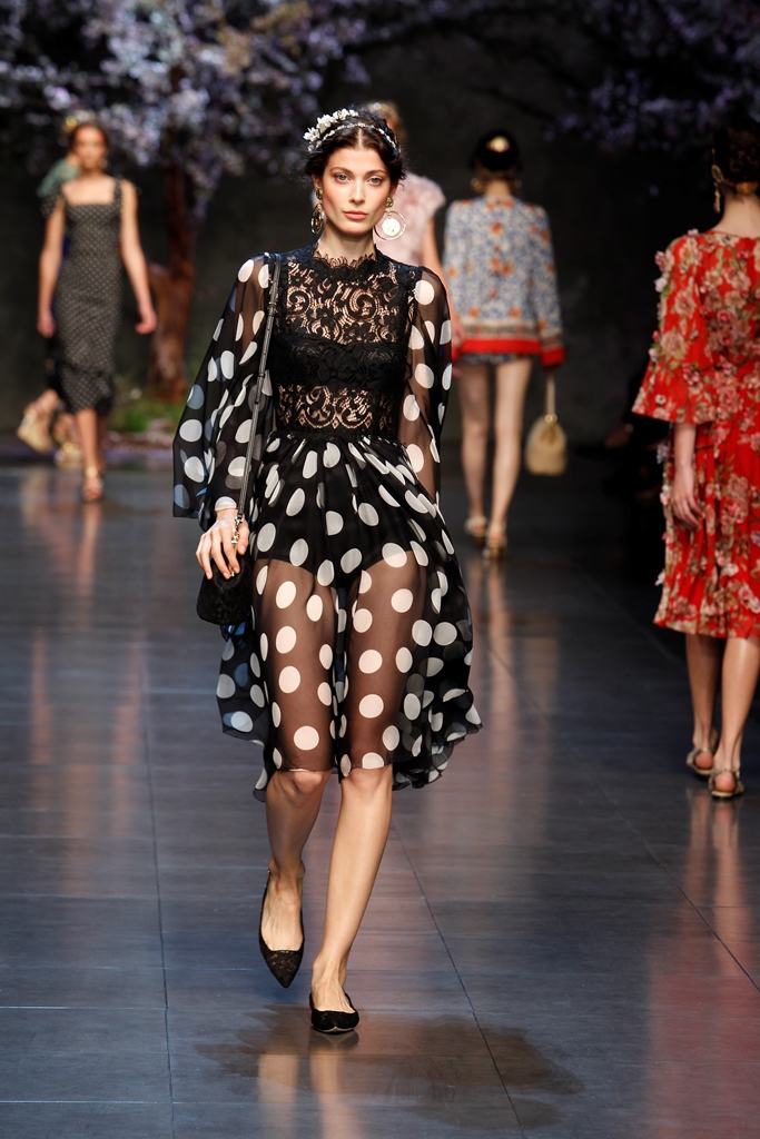 dolcegabbana-womens-show-ss-2014-70