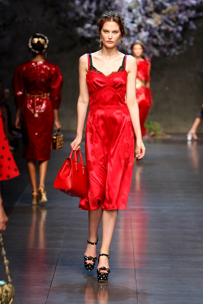 dolcegabbana-womens-show-ss-2014-76