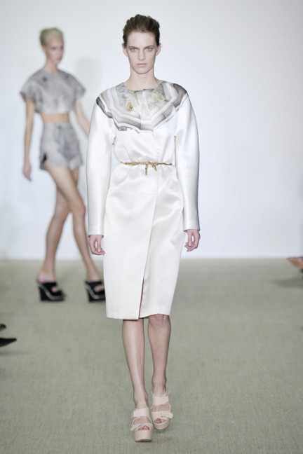 giambattista-valli-ss14-look30