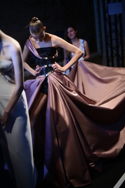 versace-haute-couture-autumn-winter-2014-2015-backstage-236