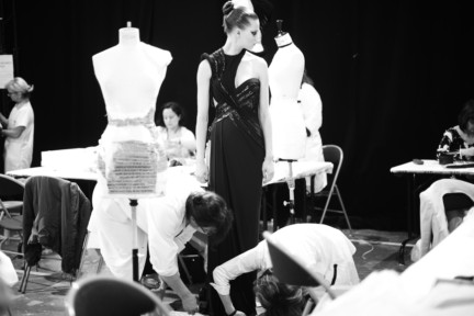 versace-haute-couture-autumn-winter-2014-2015-backstage-254
