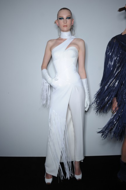 versace-haute-couture-autumn-winter-2014-2015-backstage-99