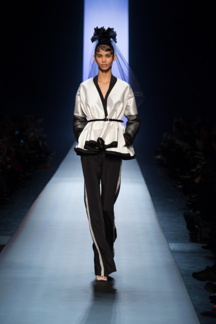 jean-paul-gaultier-paris-haute-couture-spring-summer-2015-runway-12