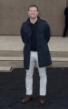 dermot-oleary-wearing-burberry-at-the-burberry-prorsum-autumn_winter-2015-show