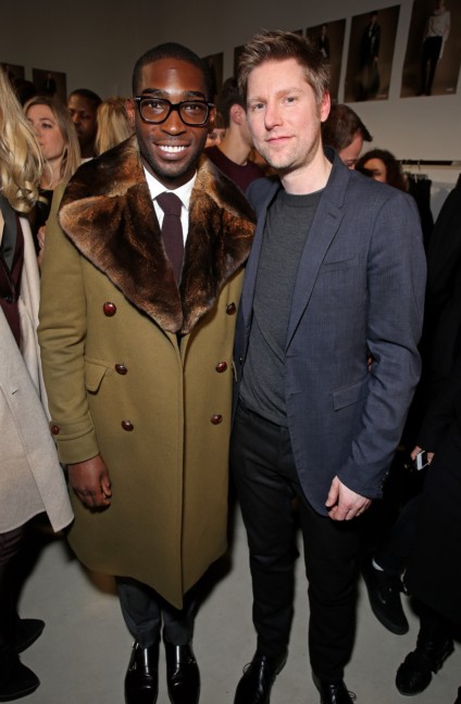 christopher-bailey-and-tinie-tempah-backstage-at-the-burberry-prorsum-menswear-autumn_winter-2014-show
