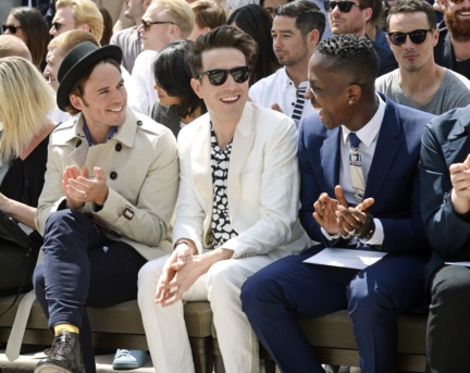 dmb-burberry_menswear_ss16_show055