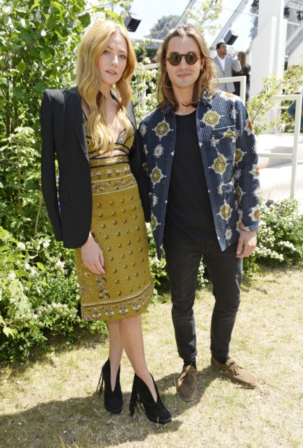 dmb-burberry_menswear_ss16_show246