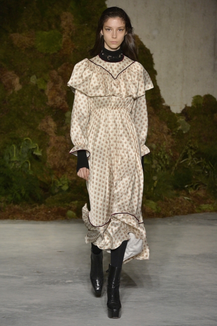 alexachung-aw19-look-11