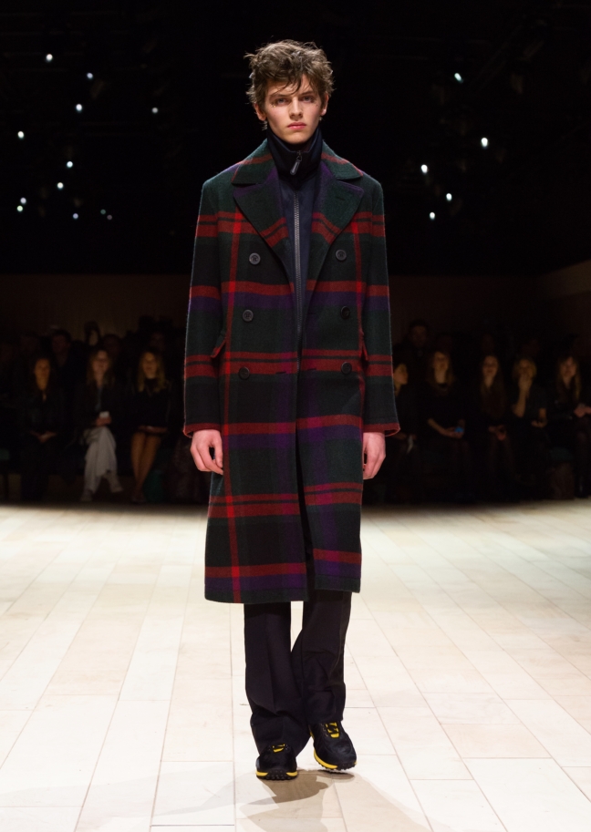 burberry-womenswear-february-2016-collection-look-33