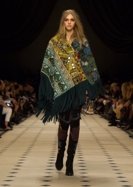 burberry-womenswear-autumn_winter-2015-collection-look-51