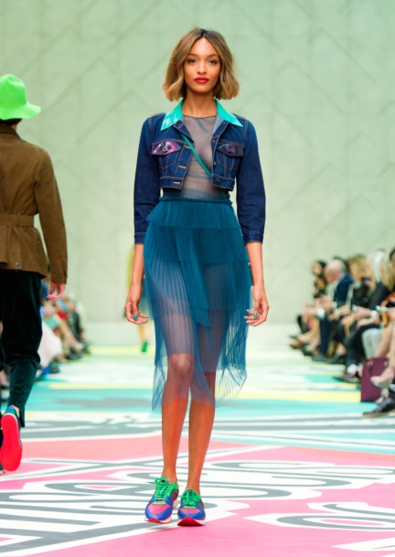 burberry-prorsum-womenswear-spring-summer-2015-collection-look-17