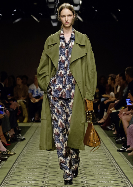 burberry-september-2016-collection-look-22