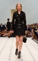burberry-womenswear-s_s16-collection-look-13