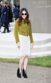 araya-a-hargate-wearing-burberry-at-the-burberry-womenswear-s_s16-show