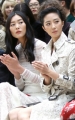 liu-wen-and-guey-lun-mei-on-the-front-row-at-the-burberry-womenswear-s_s16-sho_003