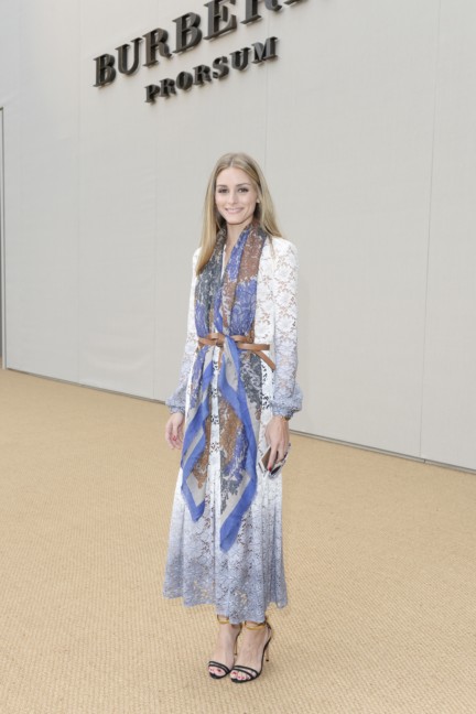 olivia-palermo-wearing-burberry-at-the-burberry-prorsum-womenswear-spring_summer-2015-show