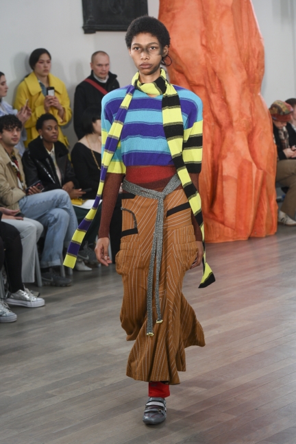 kiko-kostadinov-aw19-womenswear-look-10