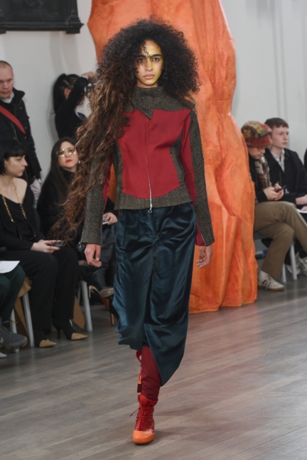 kiko-kostadinov-aw19-womenswear-look-14