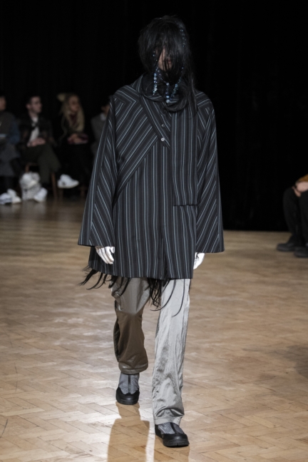 kiko-kostadinov-aw19-look-23