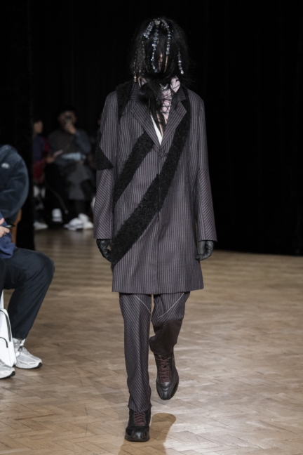 kiko-kostadinov-aw19-look-4